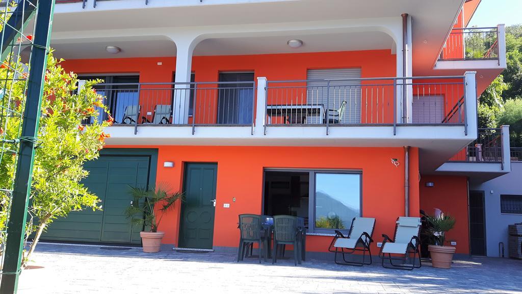 Apartamento Casa Elena 1 Germignaga Exterior foto